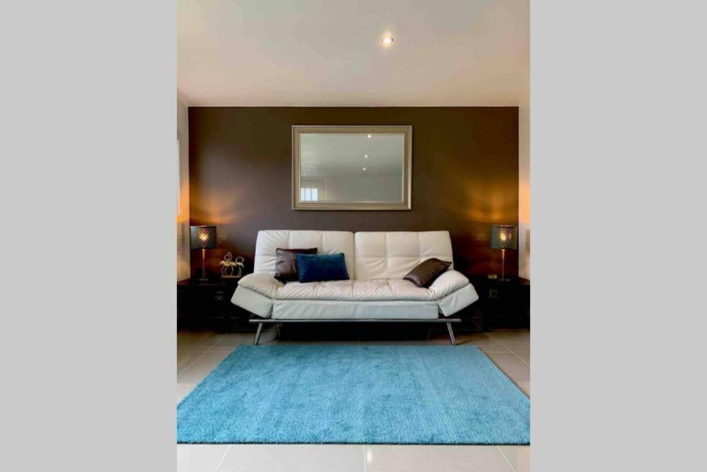 Appartement 3Km Disneyland Paris 4 A 6 Personnes มานี-เลอ-องเกรอ ภายนอก รูปภาพ